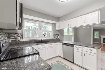 11209 Springfield Drive, Fredericksburg, VA 22408 - Photo 18