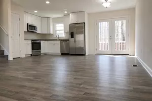 13608 Flank March Ln, Spotsylvania, VA 22551 - Photo 4