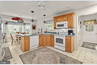 9401 Quail Meadows Drive, Spotsylvania, VA 22551 - Photo 14