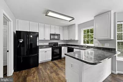 11813 Woodland View Drive, Fredericksburg, VA 22407 - Photo 14