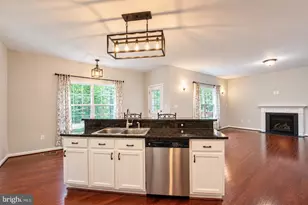12412 Salient Ln, Spotsylvania, VA 22551 - Photo 8