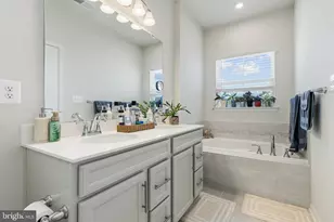 9360 Tanfield Dr, Fredericksburg, VA 22408 - Photo 22