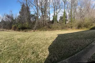 1010 Bernstein Rd, Fredericksburg, VA 22407 - Photo 22