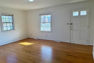 1010 Bernstein Rd, Fredericksburg, VA 22407 - Photo 4