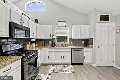 8711 Jenny Lane, Fredericksburg, VA 22407 - Photo 16