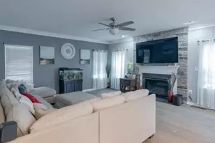 8807 Zoe Ct, Spotsylvania, VA 22553 - Photo 6