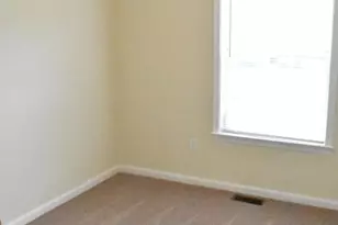 9909 Warwick Pl, Fredericksburg, VA 22408 - Photo 10