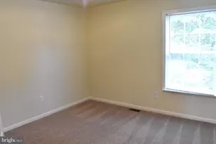 9909 Warwick Pl, Fredericksburg, VA 22408 - Photo 14