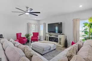 10706 Green Leaf Run, Spotsylvania, VA 22551 - Photo 12