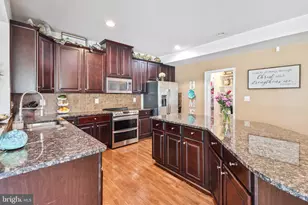 9904 Box Oak Ct, Fredericksburg, VA 22407 - Photo 10