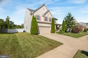 9904 Box Oak Ct, Fredericksburg, VA 22407 - Photo 2