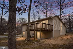 10704 Whiperwhill Ct N, Spotsylvania, VA 22553 - Photo 2