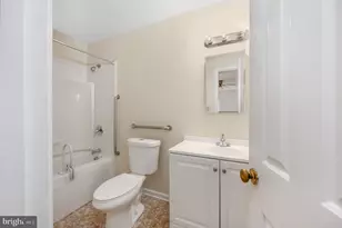 10704 Whiperwhill Ct N, Spotsylvania, VA 22553 - Photo 38