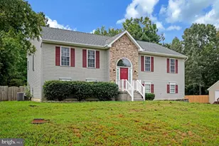 3807 Lancaster Ring Rd, Fredericksburg, VA 22408 - Photo 4
