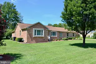 1326 Heatherstone Dr, Fredericksburg, VA 22407 - Photo 4