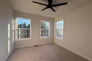 3715 Allington Ct, Fredericksburg, VA 22408 - Photo 8