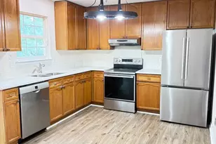 5703 Westchester Ln, Fredericksburg, VA 22407 - Photo 2