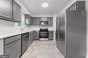 10714 Wakeman Dr, Fredericksburg, VA 22407 - Photo 6