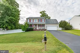 6111 3 Cedars Ln, Fredericksburg, VA 22407 - Photo 2