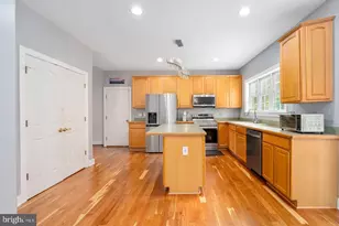 10000 Betsy St, Fredericksburg, VA 22408 - Photo 12
