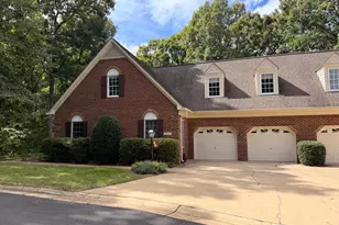 10037 Altamont Cir, Fredericksburg, VA 22408 - Photo 2