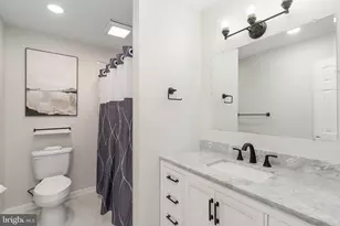 800 Shamrock Dr, Fredericksburg, VA 22407 - Photo 4