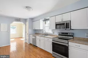800 Shamrock Dr, Fredericksburg, VA 22407 - Photo 2