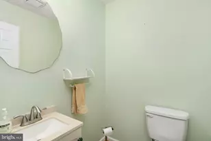 800 Shamrock Dr, Fredericksburg, VA 22407 - Photo 26