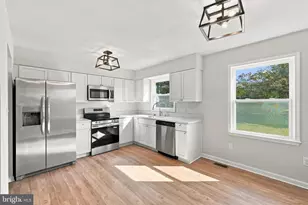 2140 Minnear St, Fredericksburg, VA 22407 - Photo 6