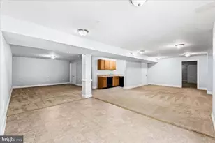 9912 Holland Meadows Ct, Fredericksburg, VA 22408 - Photo 10
