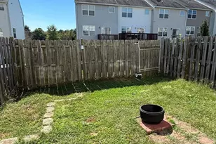 7138 Wytheville Cir, Fredericksburg, VA 22407 - Photo 4
