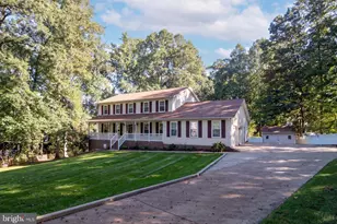 11613 Silverleaf Ln, Fredericksburg, VA 22407 - Photo 2