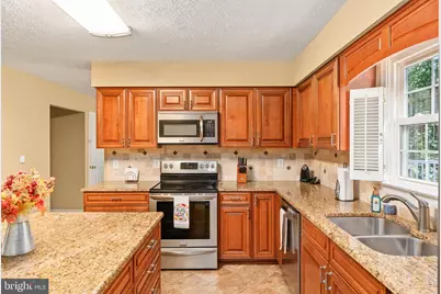 11613 Silverleaf Lane, Fredericksburg, VA 22407 - Photo 16