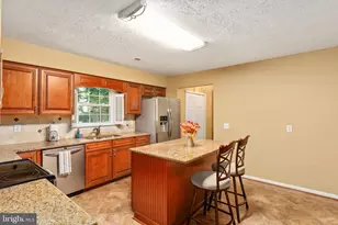 11613 Silverleaf Ln, Fredericksburg, VA 22407 - Photo 14