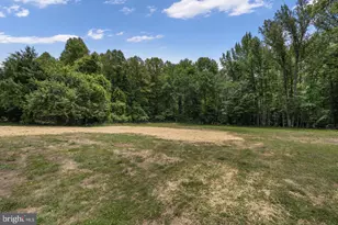 10329 Gordon Rd, Spotsylvania, VA 22553 - Photo 2