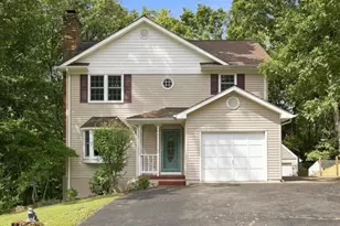11830 Rutherford Dr, Fredericksburg, VA 22407 - Photo 2