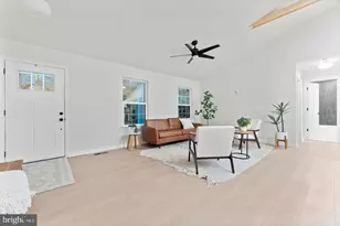12907 Infantry Dr, Spotsylvania, VA 22551 - Photo 4