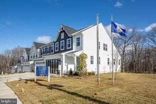 10501 Afton Grove Ct, Fredericksburg, VA 22408 - Photo 2