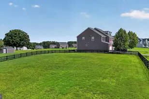 7901 Continental Ct, Fredericksburg, VA 22407 - Photo 4