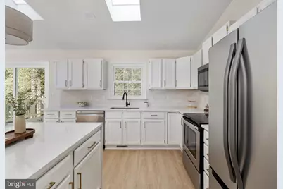 10906 Holleybrooke Drive, Spotsylvania, VA 22553 - Photo 6