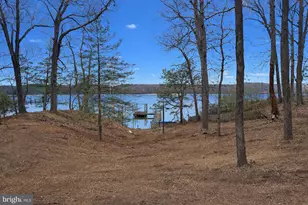 53 Betts Rd, Stafford, VA 22554 - Photo 1