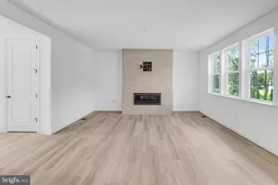 217 Camwood Ct, Fredericksburg, VA 22405 - Photo 10