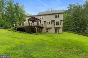 93 Brooke Crest Ln, Stafford, VA 22554 - Photo 2