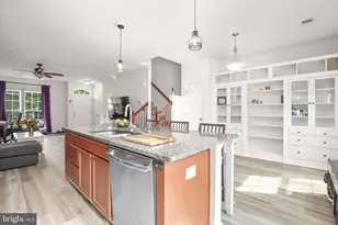 121 Almond Dr, Stafford, VA 22554 - Photo 8