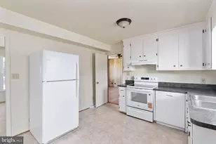 1708 Sherwood Dr, Fredericksburg, VA 22405 - Photo 14