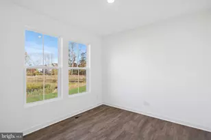 1041 Broad Lk Dr, Fredericksburg, VA 22406 - Photo 14