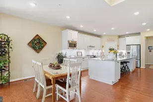 5909 Avery Pt Dr, Fredericksburg, VA 22406 - Photo 4