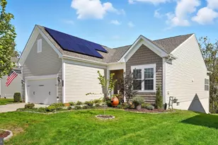 5909 Avery Pt Dr, Fredericksburg, VA 22406 - Photo 2