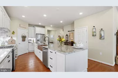 5909 Avery Point Drive, Fredericksburg, VA 22406 - Photo 6