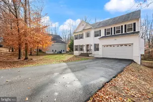 100 Brookewood Dr, Fredericksburg, VA 22405 - Photo 4